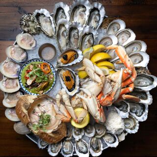 Fanny Bay Oyster Bar - Vancouver - 13