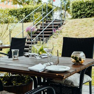 Kohout NA VÍNĚ - 2