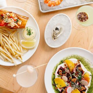 Little Em’s Oyster Bar - 7