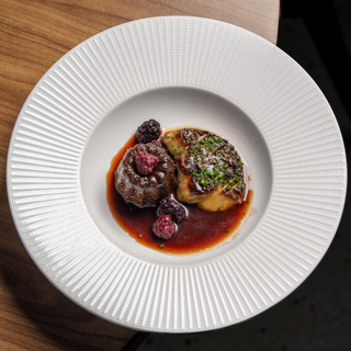 Brasserie Laurel - 1