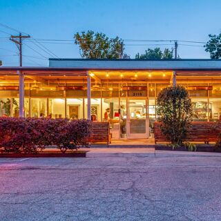 Launderette - Austin - 2