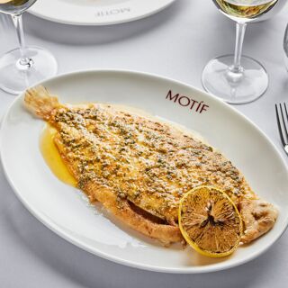 MOTÍF - 10