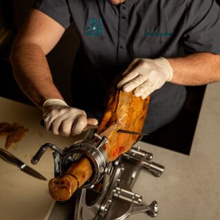 34 Restaurant & Bar - 6