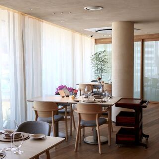 Table for Four - Seoul - 3