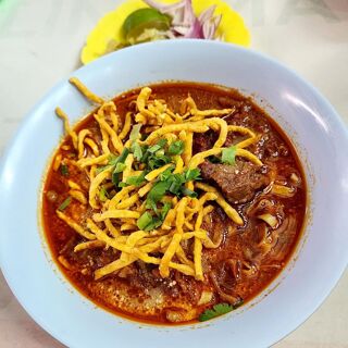 Khao Soi Lung Prakit Kad Kom - Chiang Mai - 2