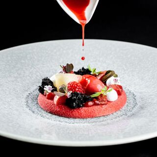 George & Marie Skybar - 10