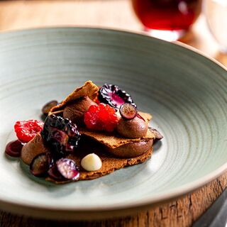 HYGGE Brasserie & Bar - 4