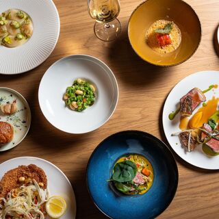 6 Restaurant - Brooklyn - 5
