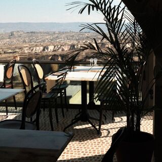 Moniq Restaurant - 5