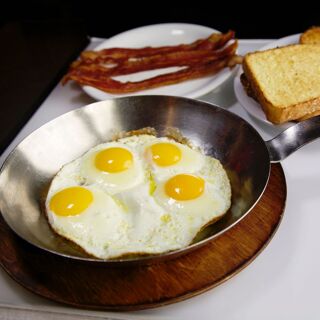 Lou Mitchell's - 3