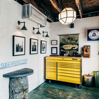 Leon's Oyster Shop - 6