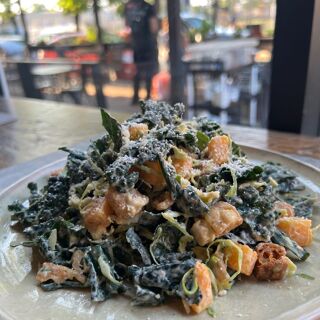 Munno Pizzeria & Bistro - 6