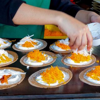 Khanom Bueang Wan Phueng Noi (Chok Chai 4) - Bangkok - 2