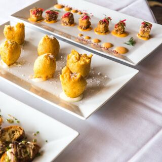 La Petite Grocery - 22