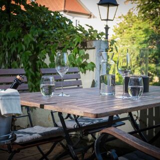 Roots Restaurant - 4