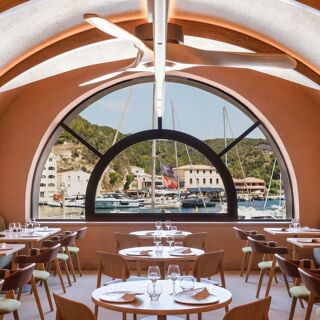 Finestra by Italo Bassi - Bonifacio - 15