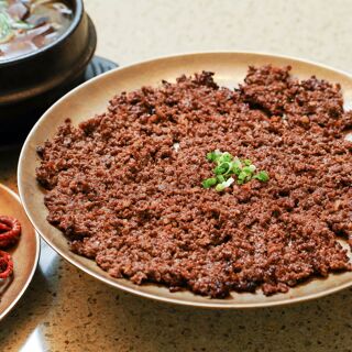 Yukjeon Hoekwan - 9