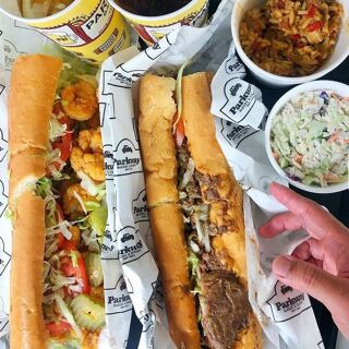 Parkway Bakery & Tavern - 8