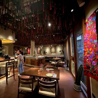 Delia - Bangkok - 4