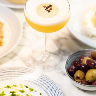 Kallos Cafe & Wine Bar - 2