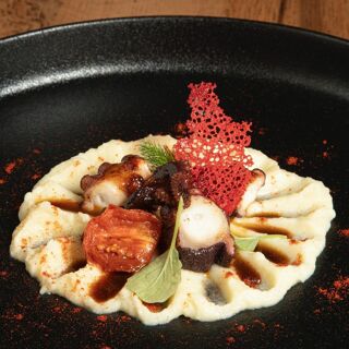 Henri Restaurant - 3