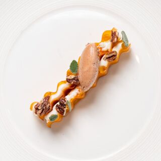 LI~LY by Aiden Byrne - 6