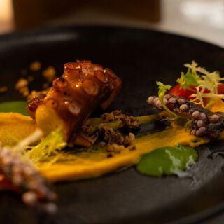 Behl's Restaurant - 1