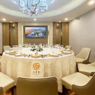 Chef's Choice Chinese Cuisine - 7