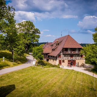 Hofgut Hohenkarpfen - Hausen ob Verena - 1