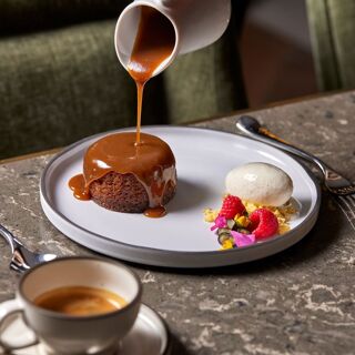 Gordon Ramsay Bar & Grill - 5