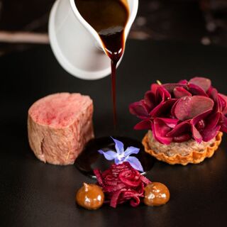 Alpin Gourmet Stube - 4