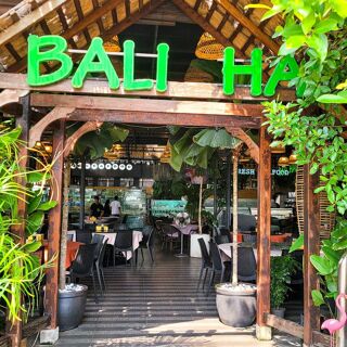 Bali Hai Seafood Market - George Town - 4