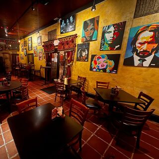 Maxine's on Shine - 5