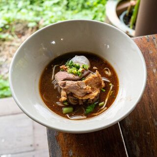 Nai Khlong Boat Noodles - 1