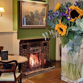 Alford Arms - 6