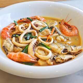 Hua Sheng Feng (Dongsanhuan South Road) - 1