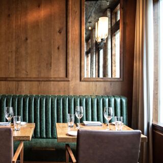 The Establishment - 11