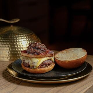 Beef & Liberty (Jingan) - 9