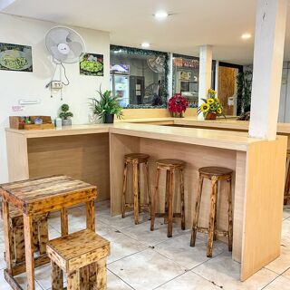 Pares Batchoy Food House - 3