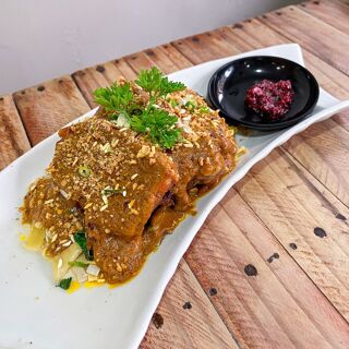 Pares Batchoy Food House - 2