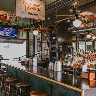 Parkway Bakery & Tavern - 12