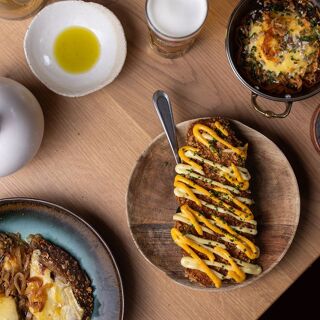 Gigi - 1