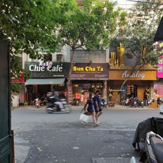 Bun Cha Ta (Nguyen Huu Huan Street) - 4