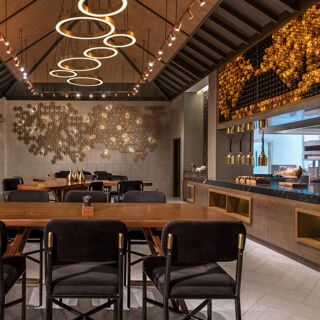 Enye by Chele Gonzalez - 1