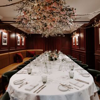 The Victoria - Oxshott - 3