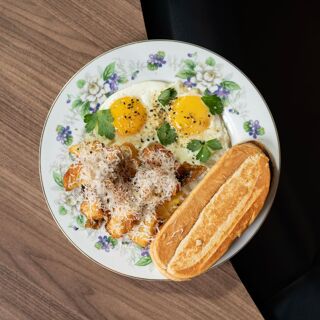 Café Laurel - 2