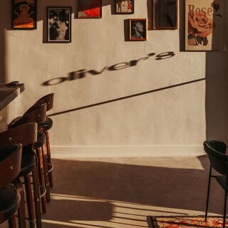 Oliver's - 9
